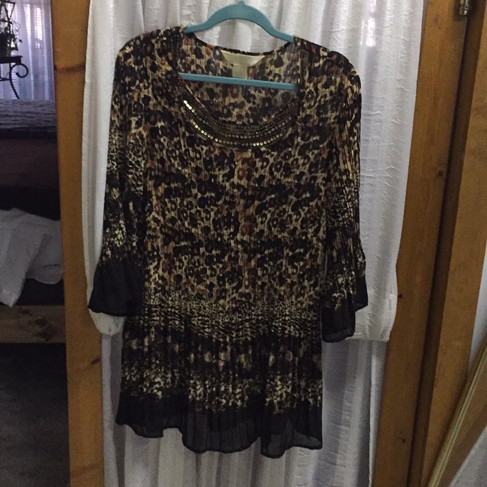 Woman’s blouse